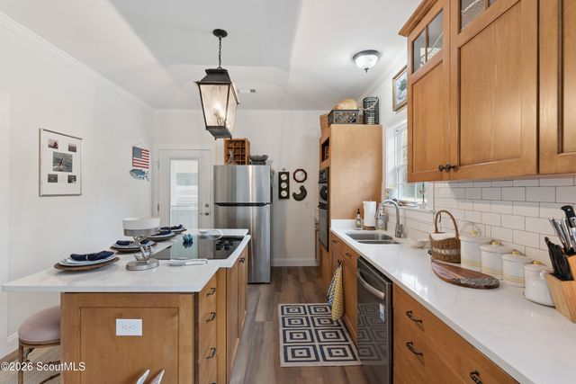 1076 Blue N Hall Road, Darien, GA 31305