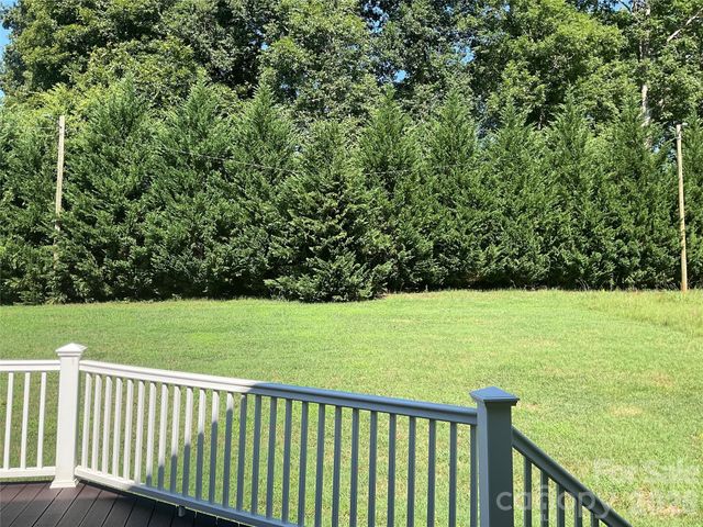 135 Blossom Hill Road, Lincolnton, NC 28092