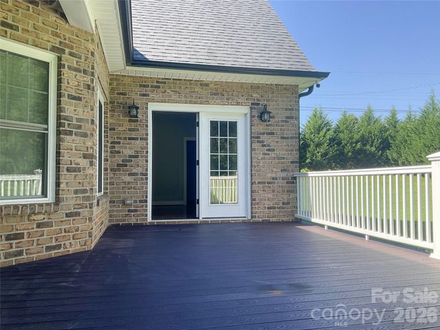 135 Blossom Hill Road, Lincolnton, NC 28092