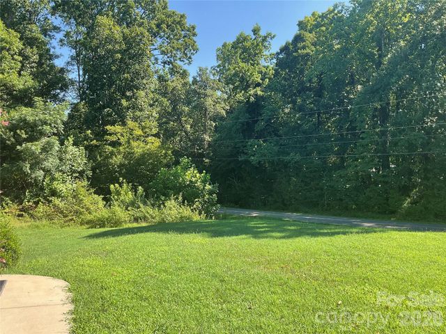 135 Blossom Hill Road, Lincolnton, NC 28092