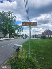950 ST DAVIDS LN, Norristown, PA 19403