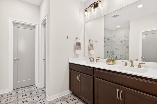 26102 Lazywaters Drive, Richmond, TX 77406