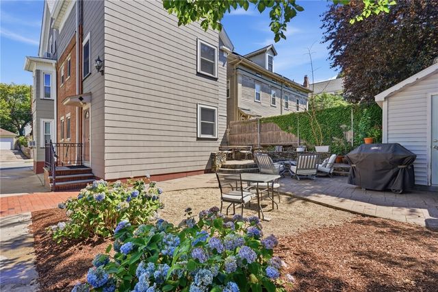 179 Transit Street 2, Providence, RI 02906