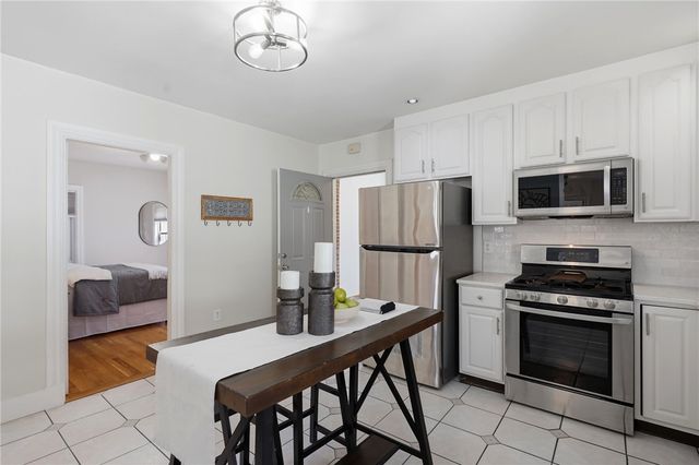179 Transit Street 2, Providence, RI 02906