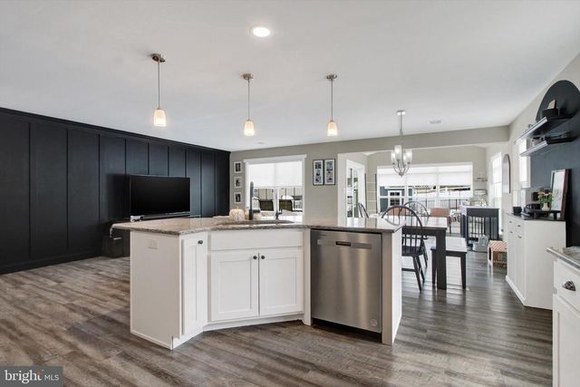 303 NORMANDY LN, Dillsburg, PA 17019