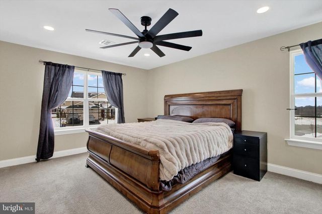 303 NORMANDY LN, Dillsburg, PA 17019