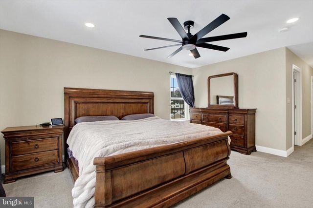 303 NORMANDY LN, Dillsburg, PA 17019