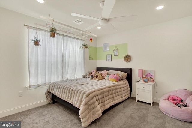 303 NORMANDY LN, Dillsburg, PA 17019