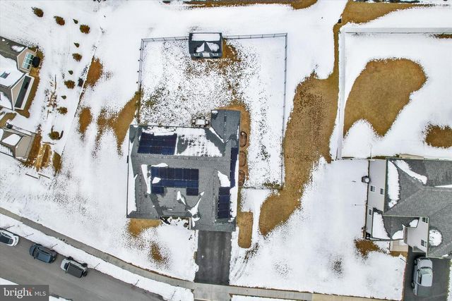 303 NORMANDY LN, Dillsburg, PA 17019