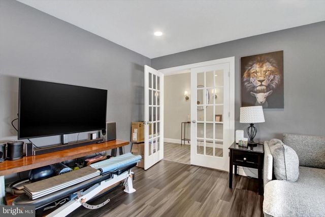 303 NORMANDY LN, Dillsburg, PA 17019