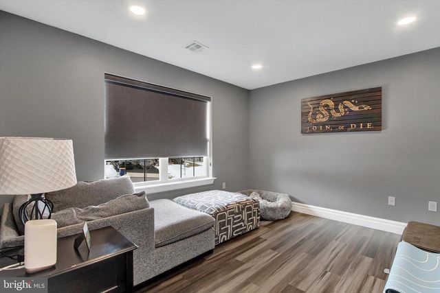 303 NORMANDY LN, Dillsburg, PA 17019