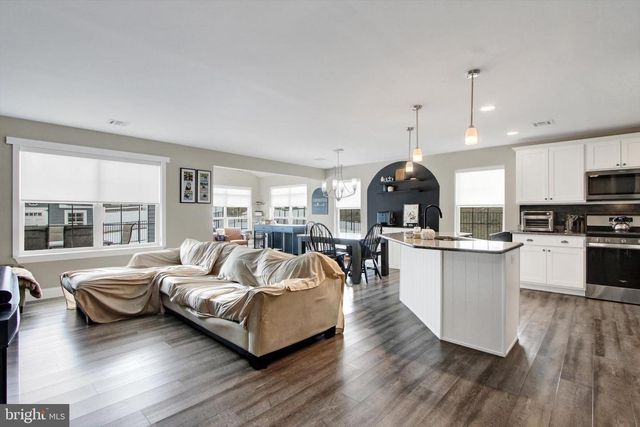 303 NORMANDY LN, Dillsburg, PA 17019