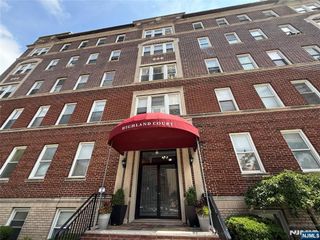 6045 Boulevard East E1, West New York, NJ 07093