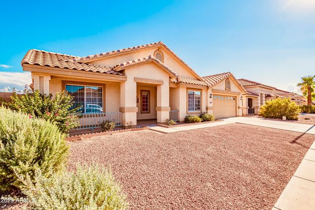 3935 W CHARTER OAK Road, Phoenix, AZ 85029