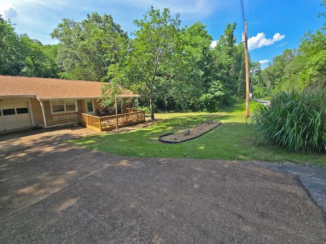31 Chacoto Drive, Cherokee Village, AR 72529