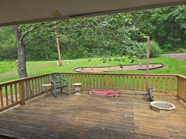 31 Chacoto Drive, Cherokee Village, AR 72529