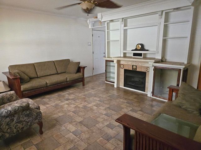 31 Chacoto Drive, Cherokee Village, AR 72529