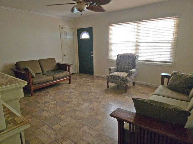 31 Chacoto Drive, Cherokee Village, AR 72529