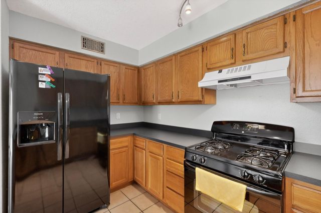 7709 Pinewood Drive NW, Albuquerque, NM 87120