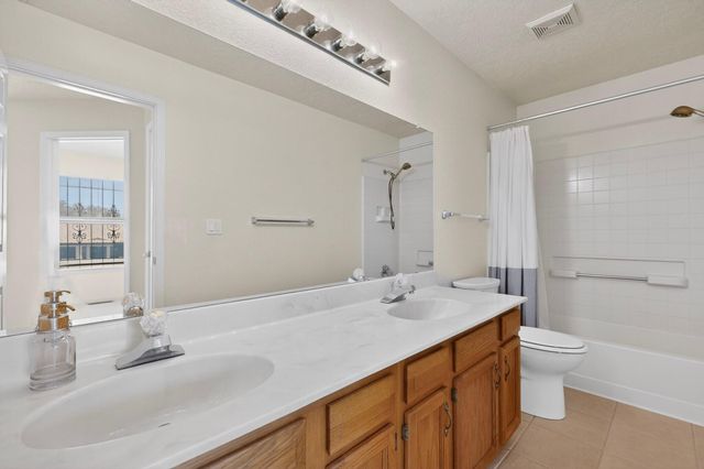 7709 Pinewood Drive NW, Albuquerque, NM 87120