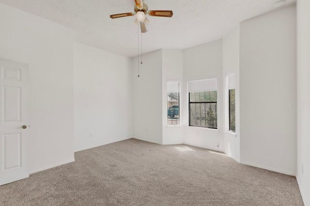 7709 Pinewood Drive NW, Albuquerque, NM 87120