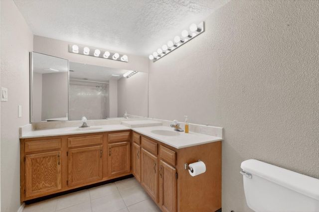 7709 Pinewood Drive NW, Albuquerque, NM 87120