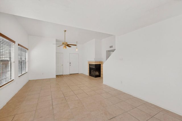 7709 Pinewood Drive NW, Albuquerque, NM 87120