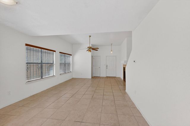 7709 Pinewood Drive NW, Albuquerque, NM 87120