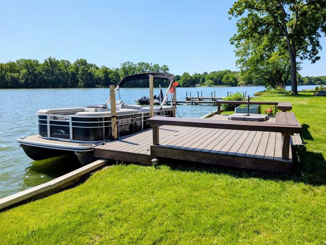 13394 Orchard Island NE, Millersport, OH 43046