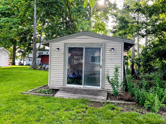 13394 Orchard Island NE, Millersport, OH 43046