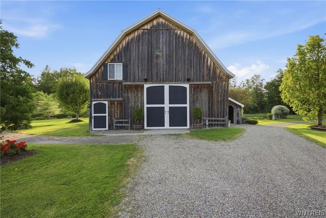 9788 Clarksburg Road, Eden, NY 14057