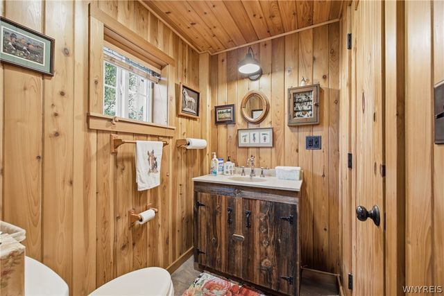 9788 Clarksburg Road, Eden, NY 14057