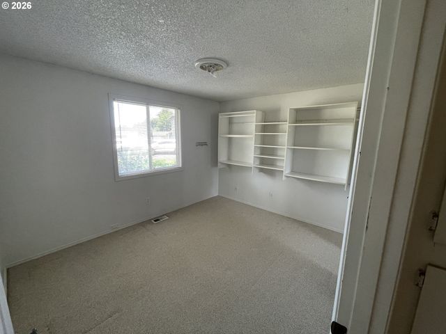 1860 Sw 193RD Ct, Beaverton, OR 97003