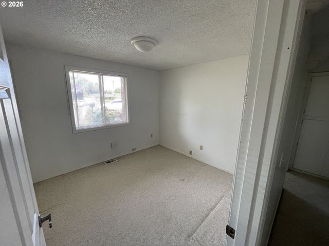1860 Sw 193RD Ct, Beaverton, OR 97003