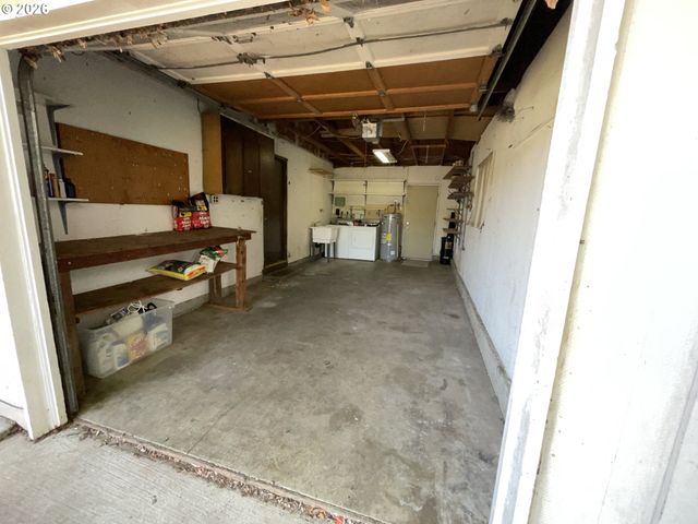 1860 Sw 193RD Ct, Beaverton, OR 97003