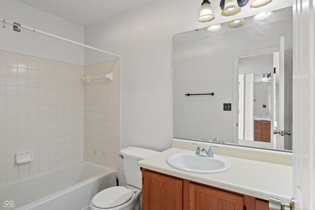 3664 Reflections Lane UNIT 3, Indianapolis, IN 46214