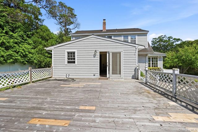249 Sunset Avenue, Westhampton Beach, NY 11978
