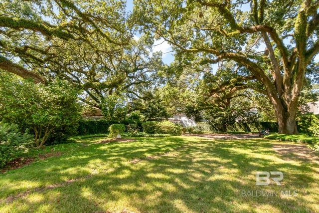 3711 Tuthill Place, Mobile, AL 36608