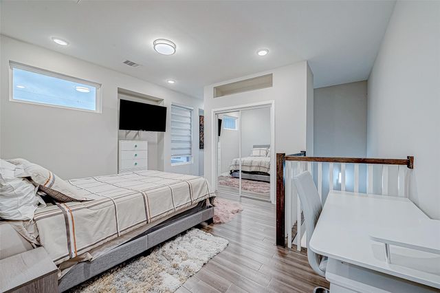 5722 Cullen Boulevard A, Houston, TX 77021