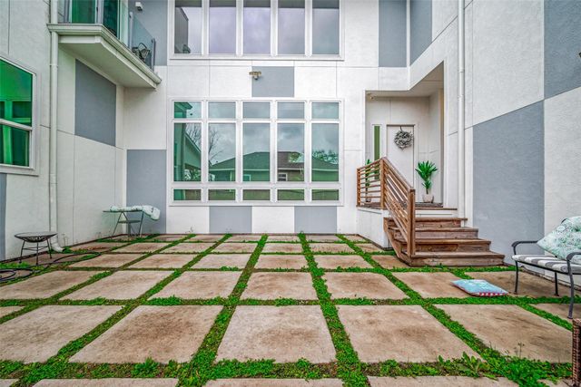 5722 Cullen Boulevard A, Houston, TX 77021