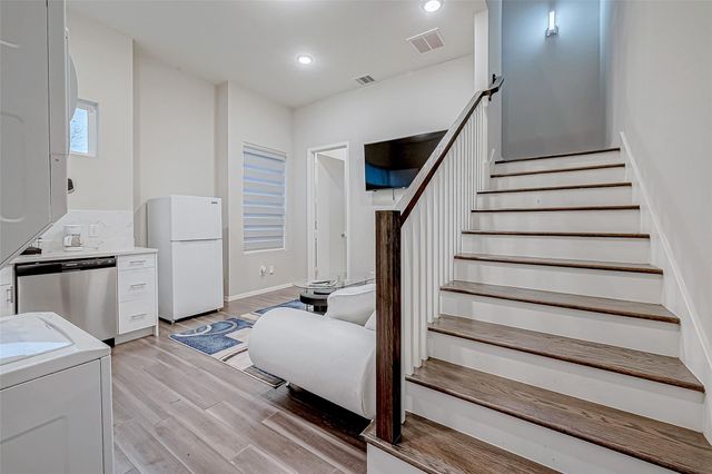 5722 Cullen Boulevard A, Houston, TX 77021