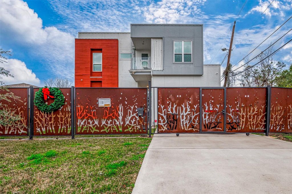 5722 Cullen Boulevard A, Houston, TX 77021