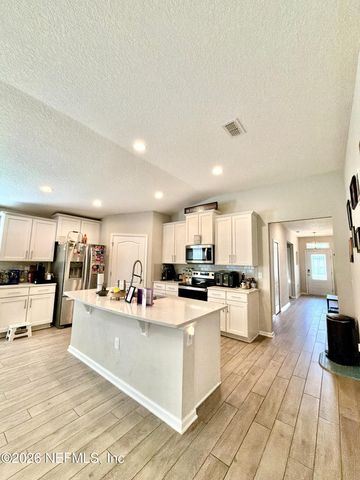 3166 SPOTTED BASS Lane, Jacksonville, FL 32226