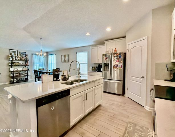 3166 SPOTTED BASS Lane, Jacksonville, FL 32226