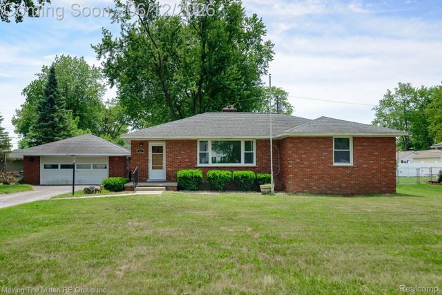 57 W Spencer Street, Van Buren Charter Township, MI 48111