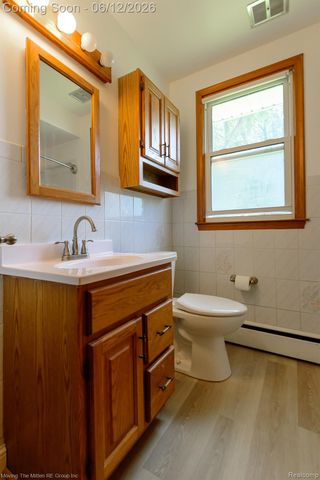 57 W Spencer Street, Van Buren Charter Township, MI 48111