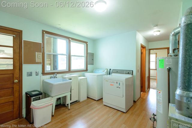 57 W Spencer Street, Van Buren Charter Township, MI 48111
