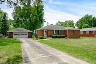 57 W Spencer Street, Van Buren Charter Township, MI 48111