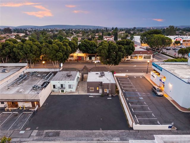 9511 Las Tunas, Temple City, CA 91780