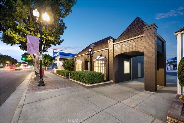 9511 Las Tunas, Temple City, CA 91780